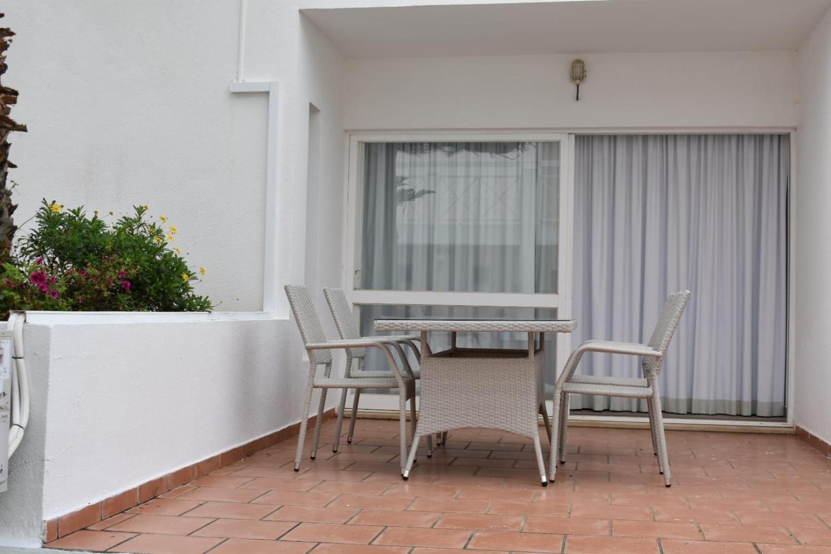 Club Ouratlantico Aparthotel Albufeira Bilik gambar